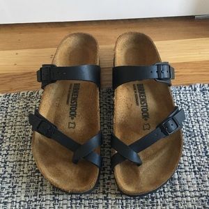Birkenstock Mayari black new in box 39 Narrow
